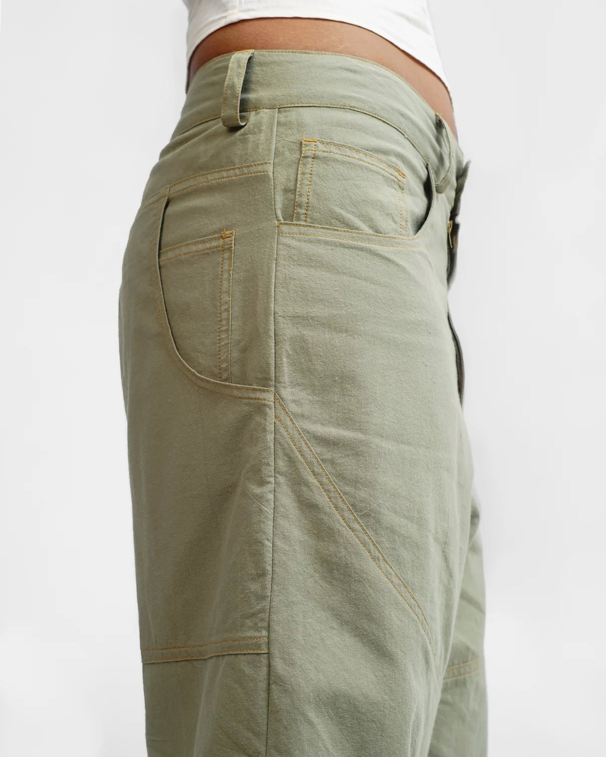 [ELLA MAE]LEO SHORTS IN SOFT MOSS